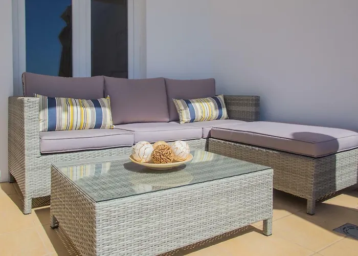 Flower 25 Playa Honda (Lanzarote)